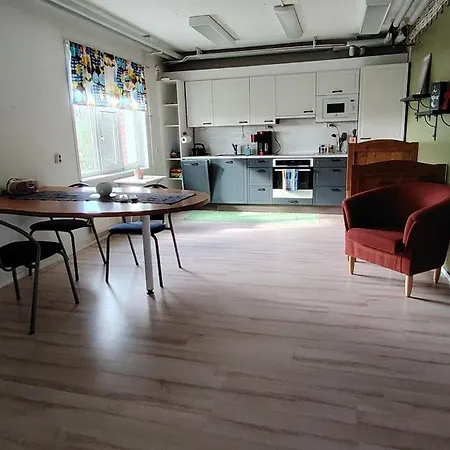 아파트 Tilava Asunto Vanhalla Koululla *